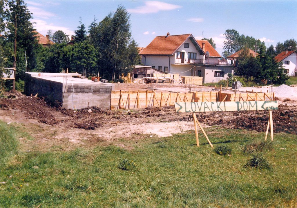 Izgradnja lovačkog doma